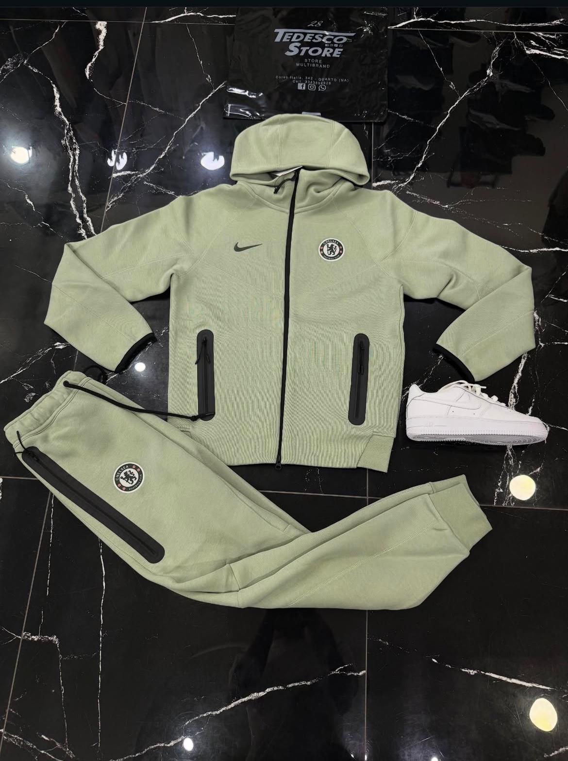 Tuta Nike tech flecee Chelsea - TedescoStore