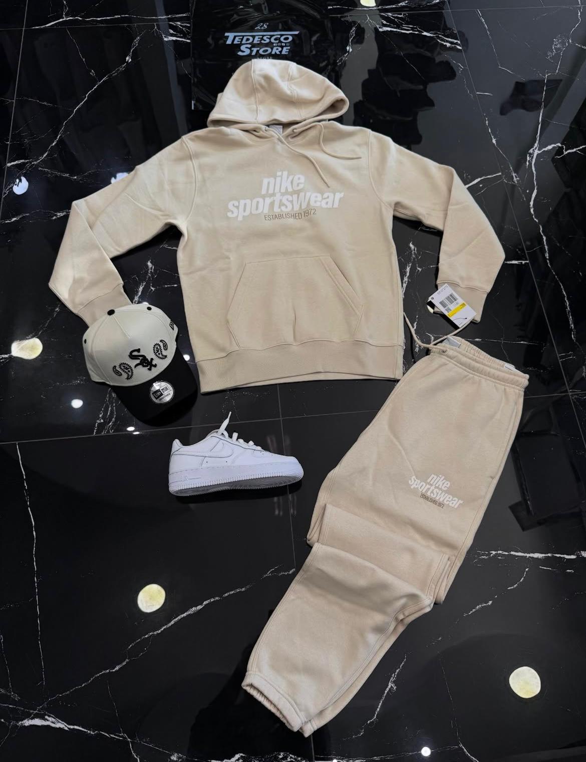 Tuta Nike Sportswear