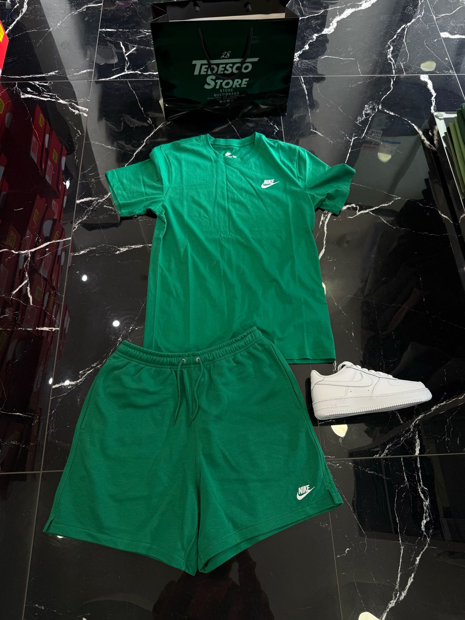 Completo Nike
