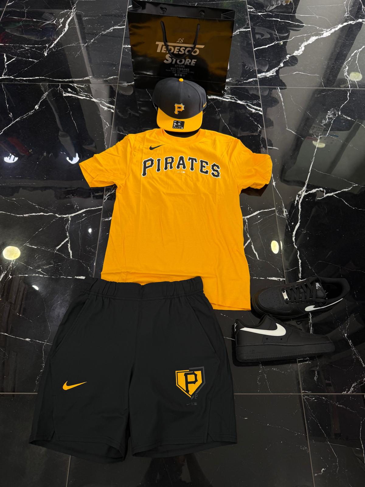 Completo Nike x New Era Pirates MLB