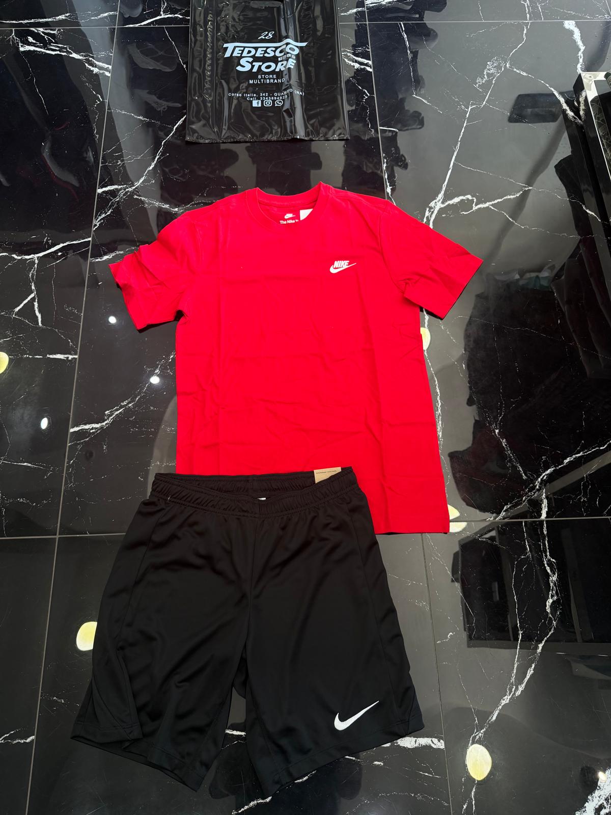 Completo Nike