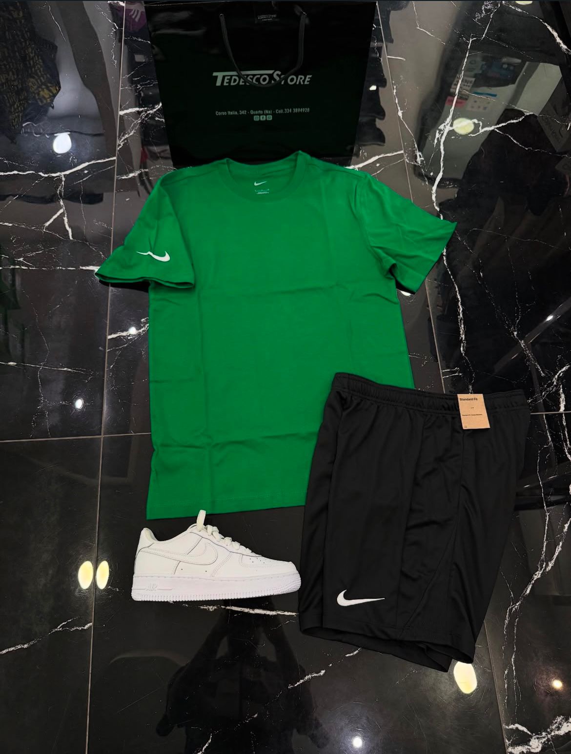 Completo Nike
