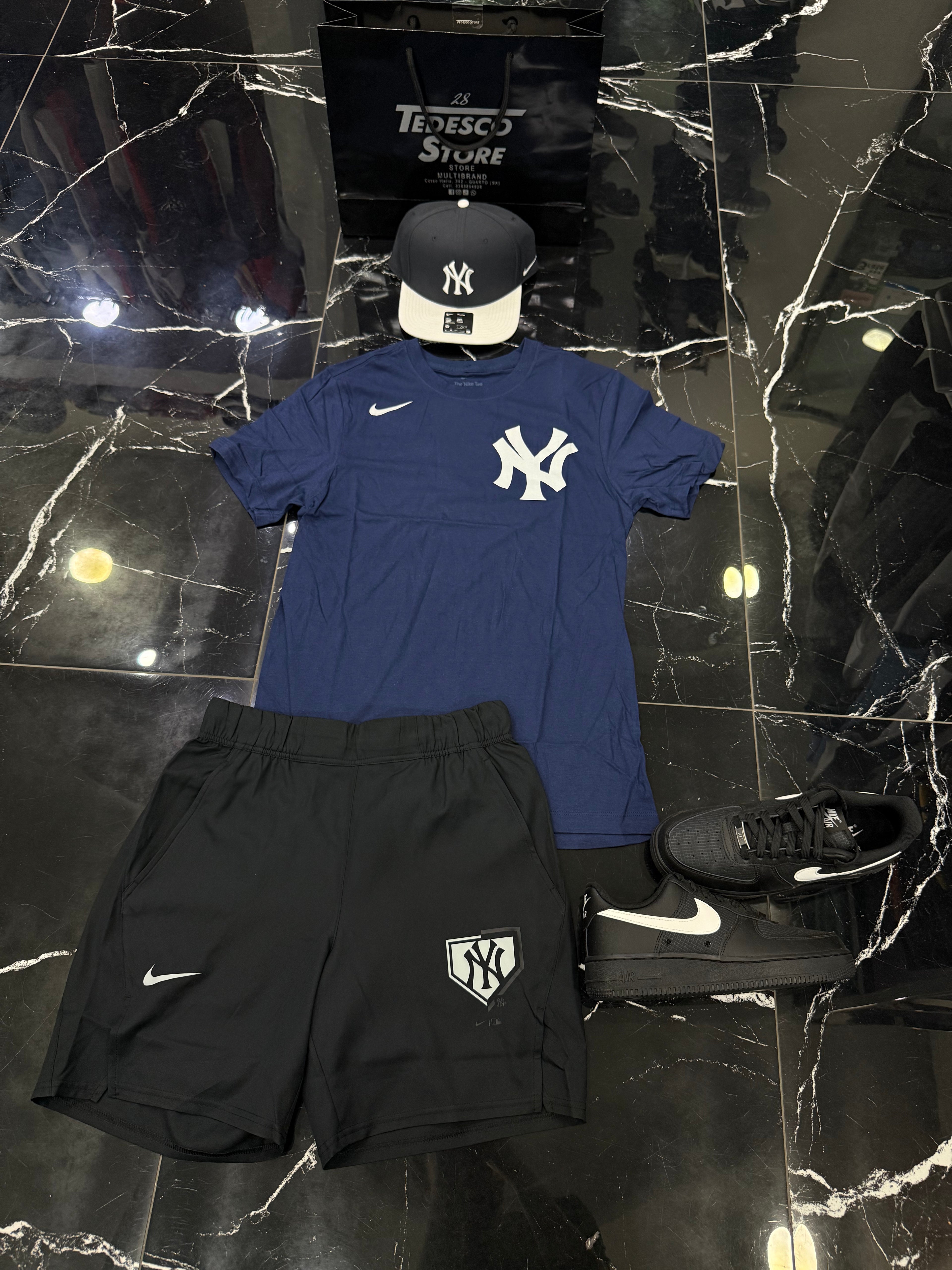 Completo Nike x New Era NY