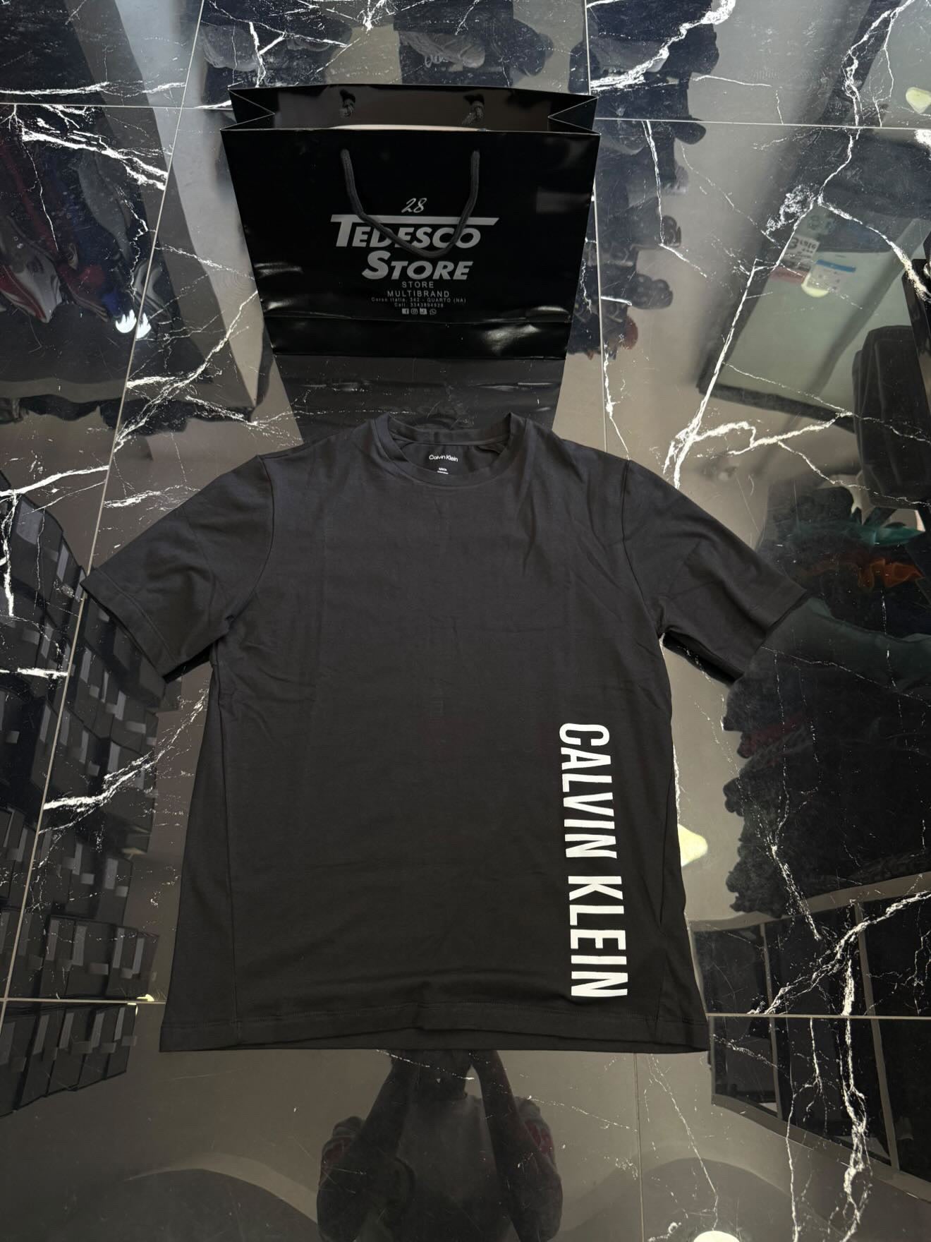 T-Shirt Calvin Klein