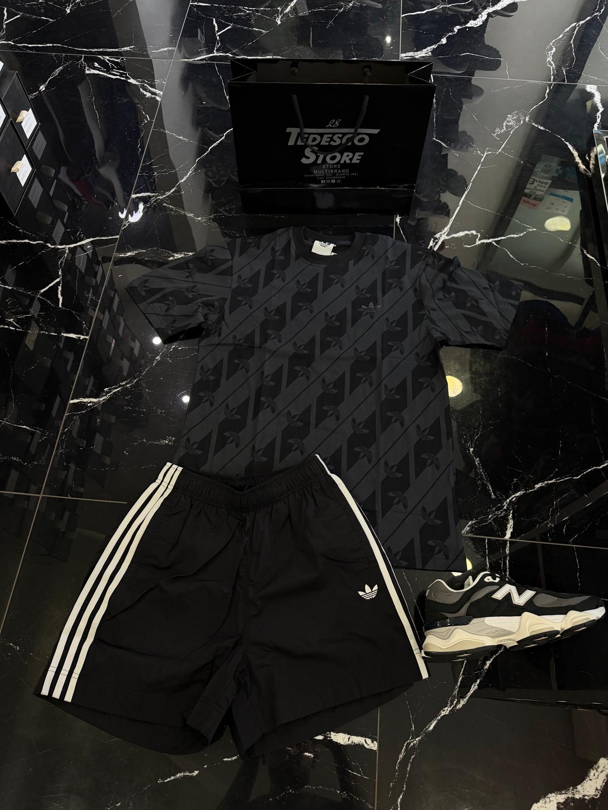 Completo Adidas Monogram
