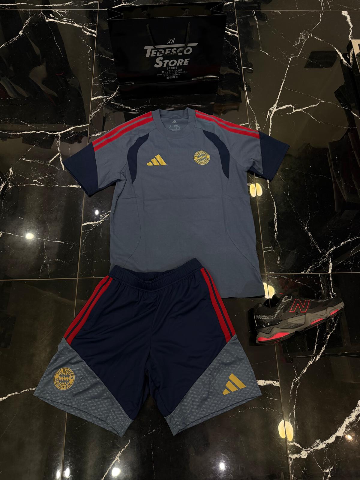 Completo Bayern Monaco