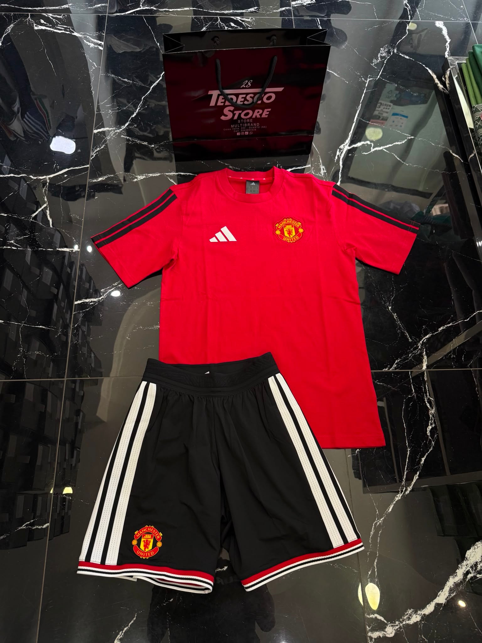 Completo Adidas Man United