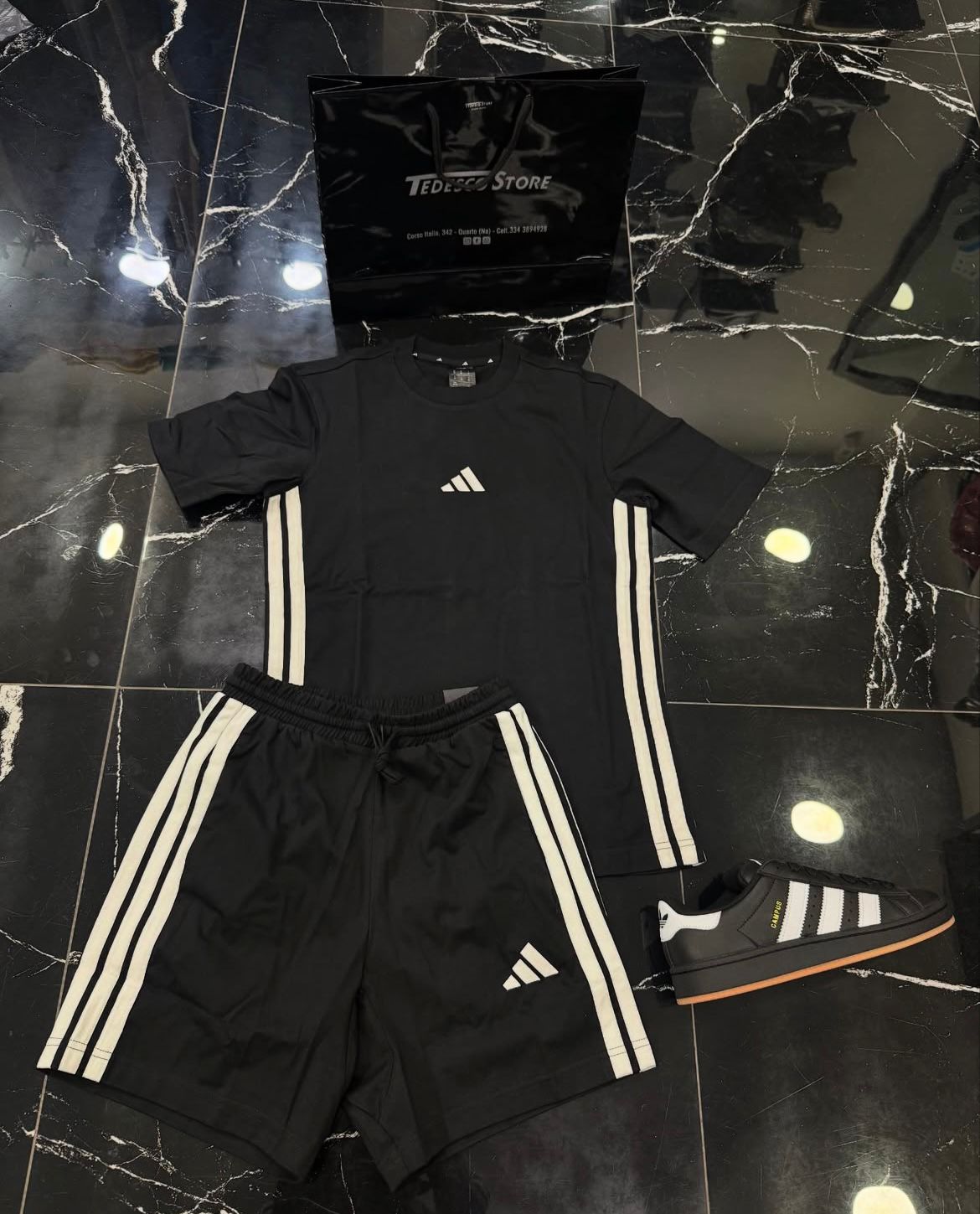 Completo Adidas Tri-Stripe