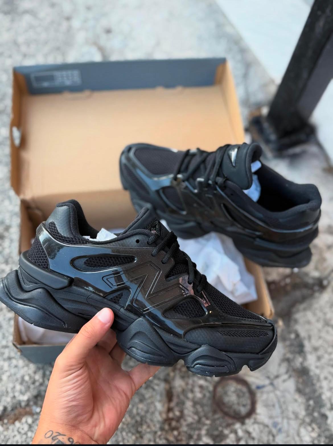 New Balance 9060 Total Black - TedescoStore