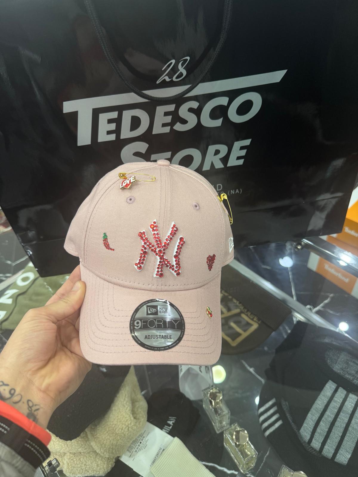 New Era Cap Custom Love - TedescoStore