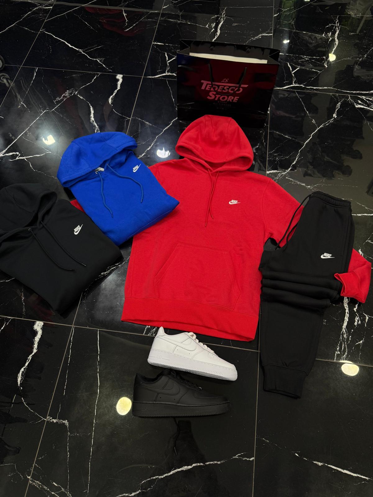 Tuta Nike CLUB Completo Rossa - TedescoStore