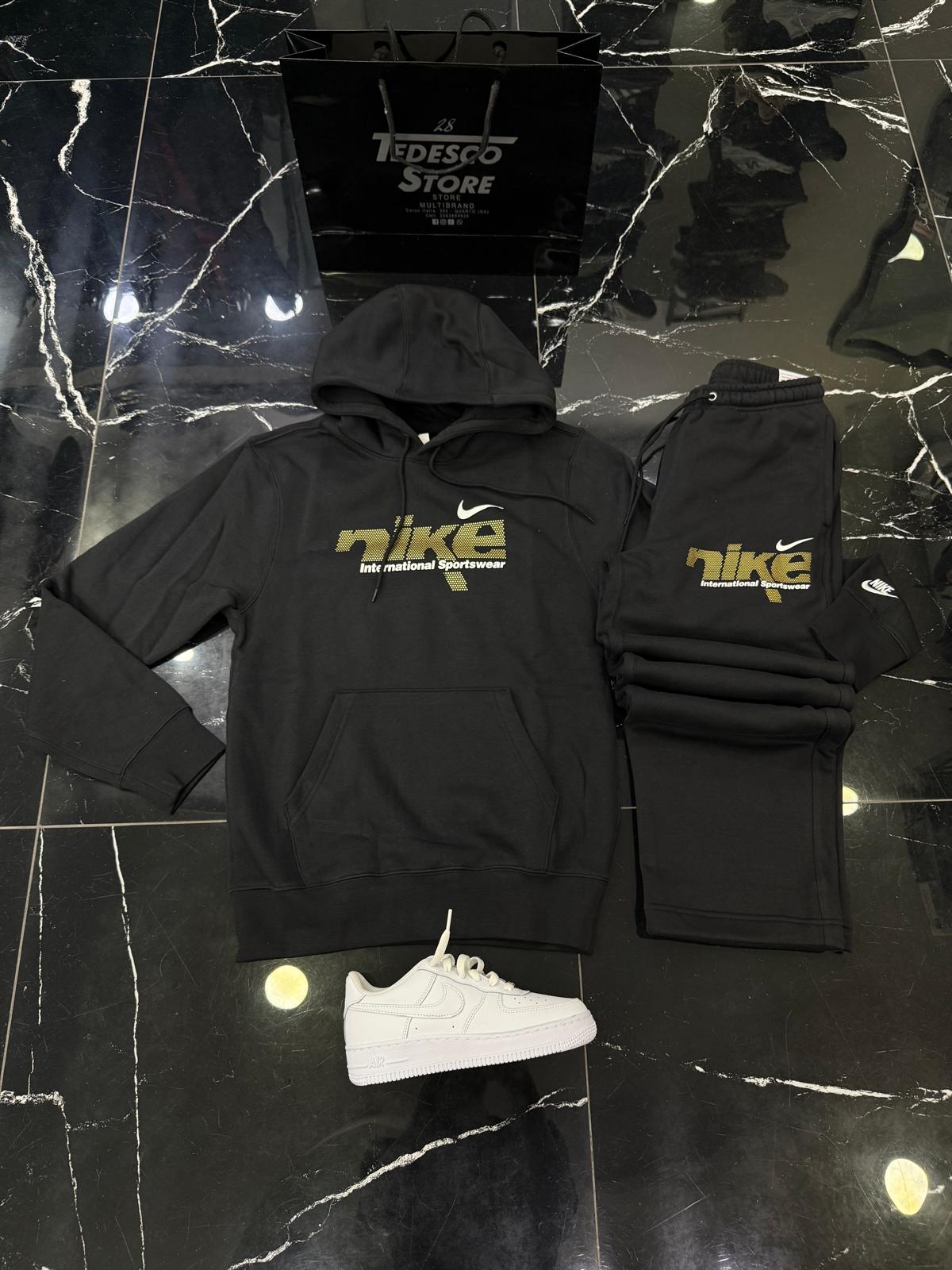 Tuta Nike Sportswear - TedescoStore